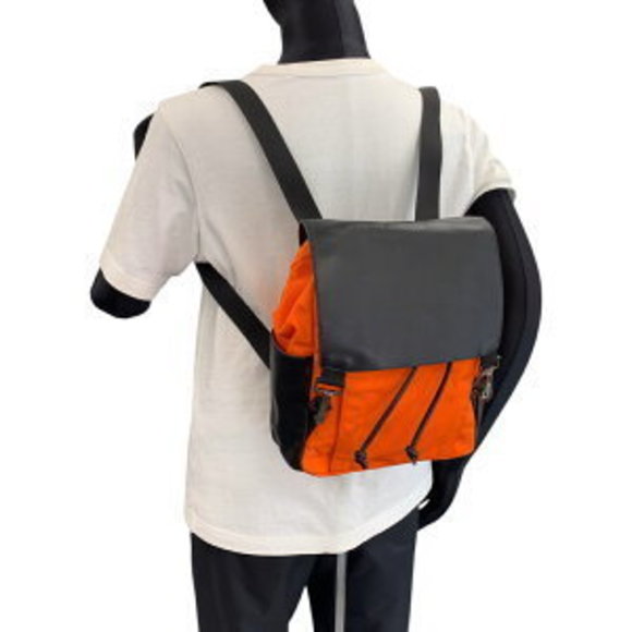 GUCCI Orange Black Nylon Leather Rucksack Backpack - Picture 7 of 9